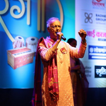 Girish Panchwadkar Biography